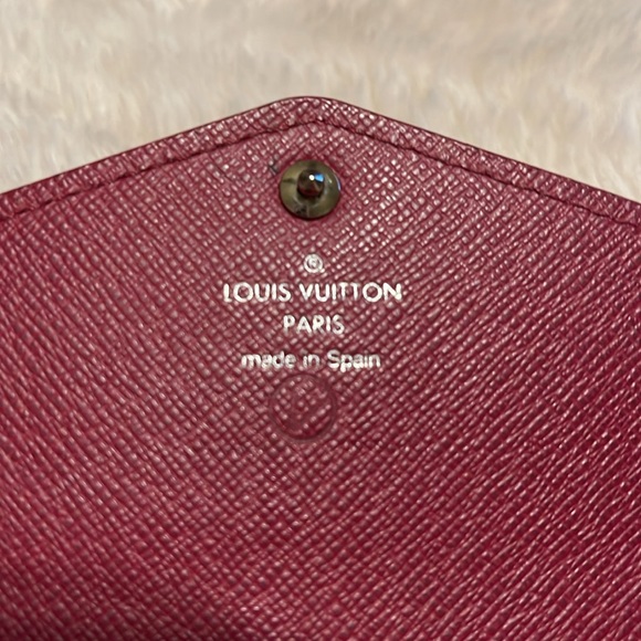 ‼️Reposh‼️ Louis Vuitton Wallet - Picture 4 of 4